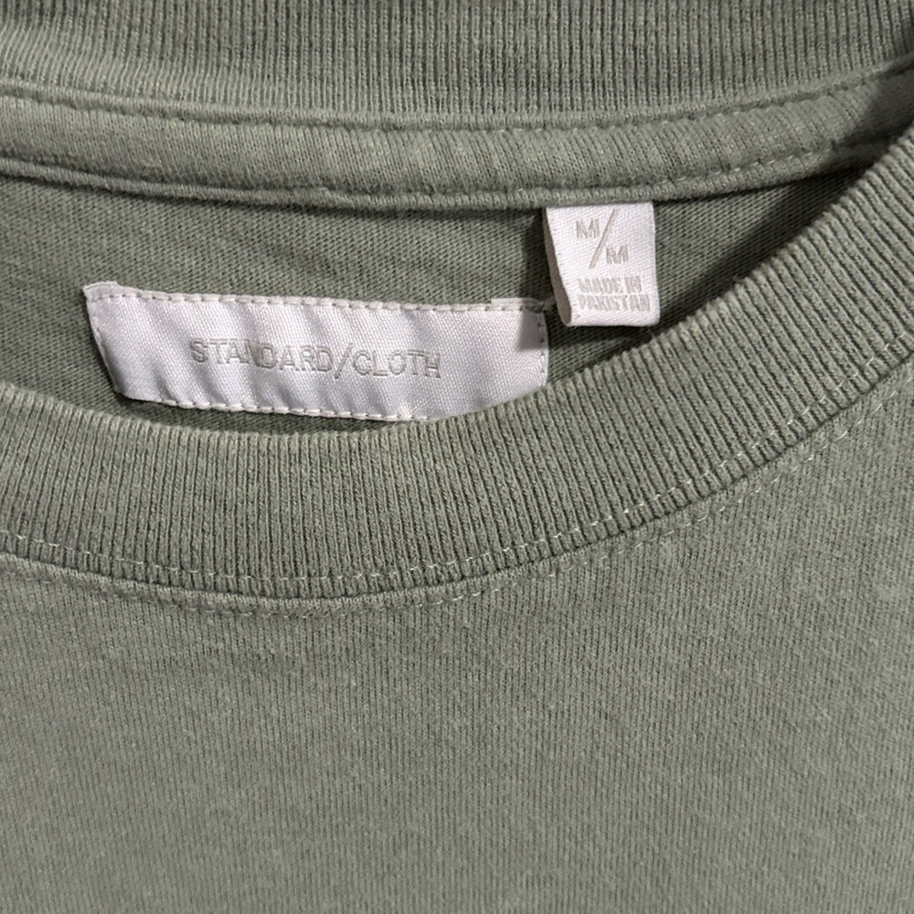 Urban Outfitters Men’s Standard Cloth Heavyweight Tee - Picture 3 of 3